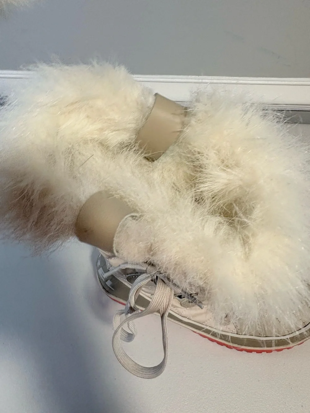 Sorel Tivoli Twist Winter Boots Size 9 Beige Quilted Faux Fur Lace Up Snow Boots